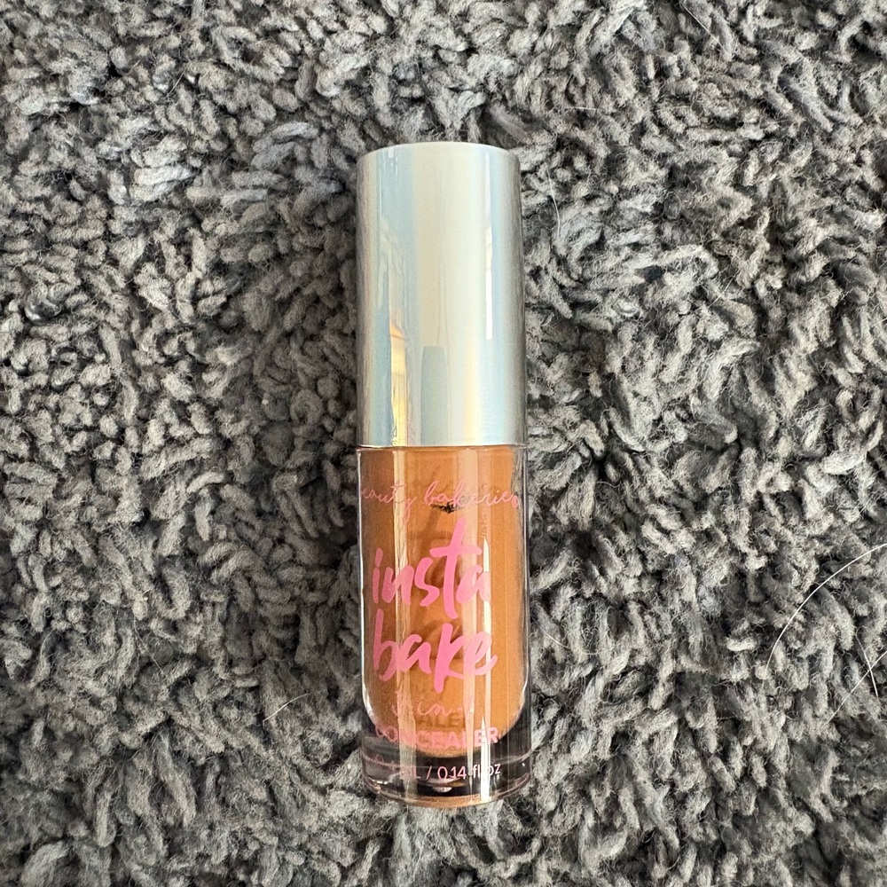 NWT insta bake 3-in-1 full coverage concealer, shade: 005 dessertation